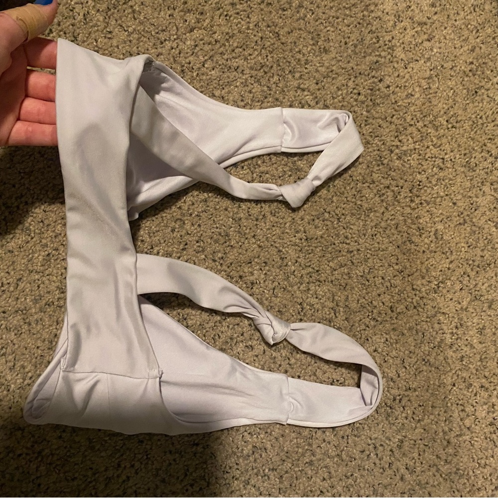 Bikini - Picture 6 of 8